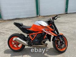 19 20 21 22 23 24 KTM SUPER DUKE 1290 R Réservoir Essence Avant