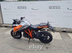 61408021000 moulure KTM 1290 SUPER DUKE GT 2015 125723 61408021000 moulure KTM 1290 SUPER DUKE GT 2015 125723