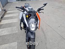 61408021000 moulure KTM 1290 SUPER DUKE GT 2015 125723