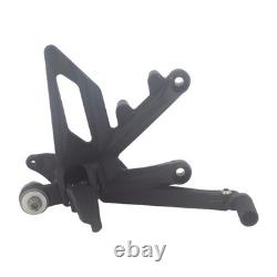 Platine repose pied avant droite (Ktm SUPER DUKE R EVO 1290 2022 2024)