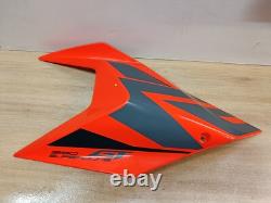 UN FLAN DE CARENAGE GAUCHE MOTO 61508050000 KTM 1290 Super Duke GT